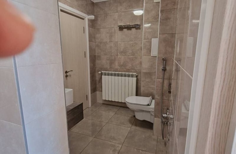 Rent of a bright and warm 3-room apartment, 175 m², Briz, Varna, Bulgaria